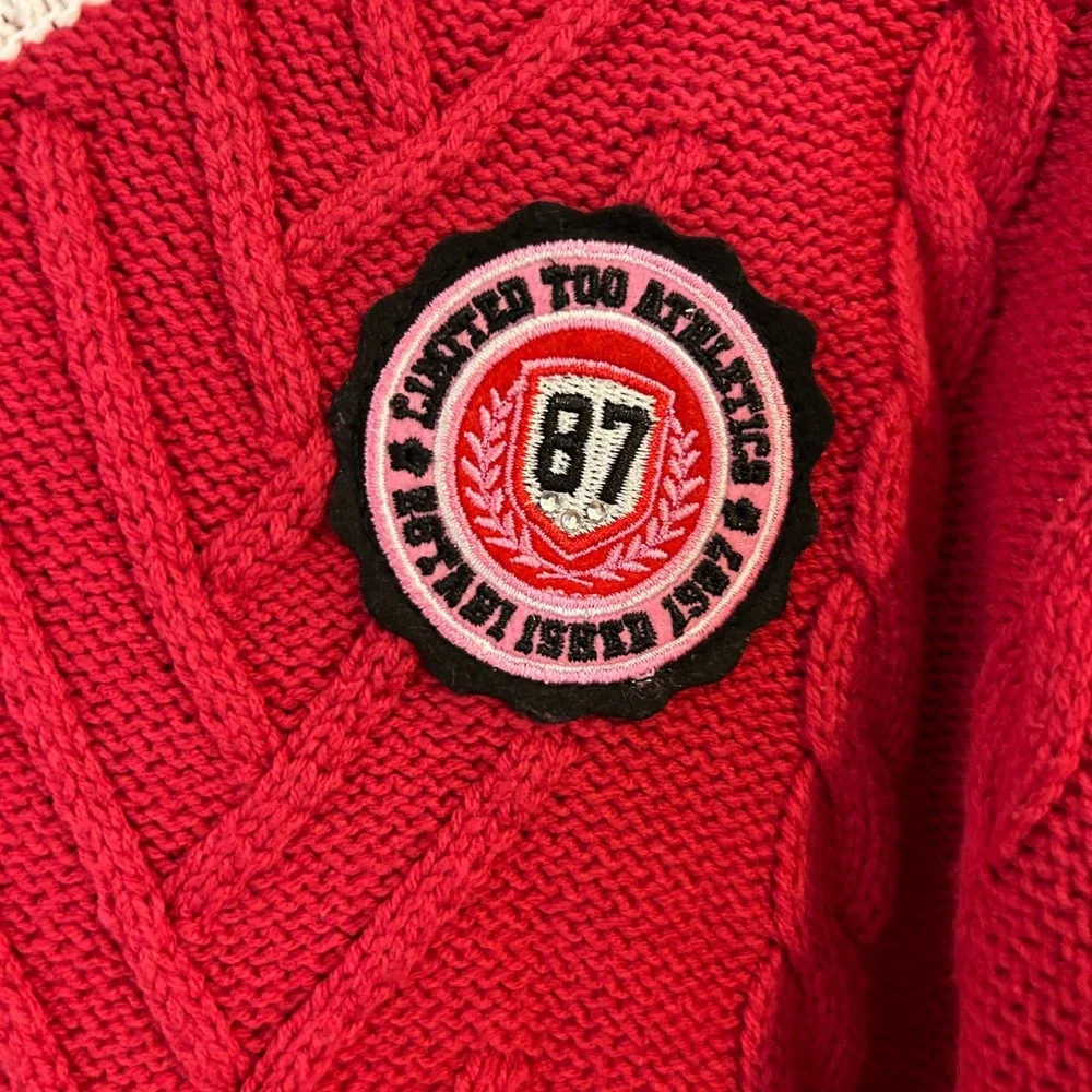 Limited Too Kids Red White V-Neck Cable Knit Sweater Athletic 87 Patch Size Larg